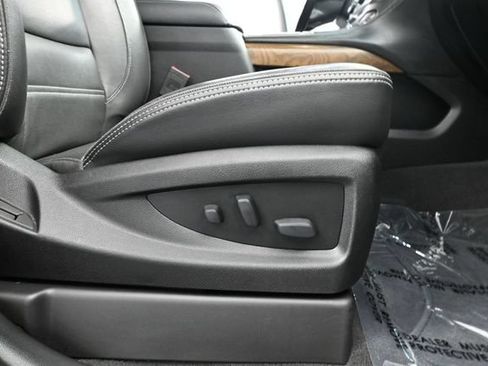 Used 2020 GMC Yukon Denali w/ Denali Ultimate Package AWD/4WD image 59