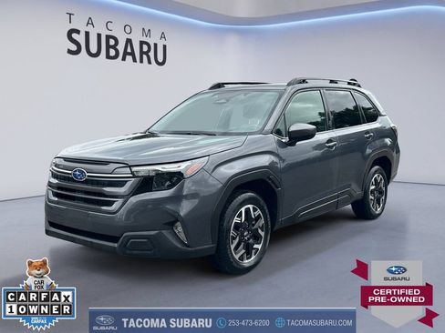 Certified 2025 Subaru Forester Premium AWD/4WD image 1