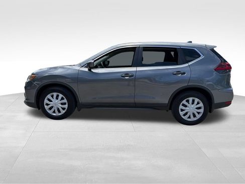 Used 2019 Nissan Rogue S FWD image 4