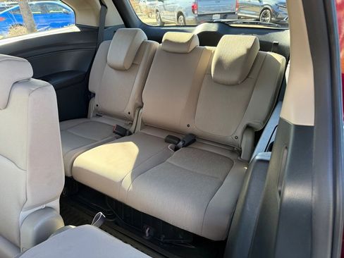 Used 2023 Honda Odyssey EX image 15