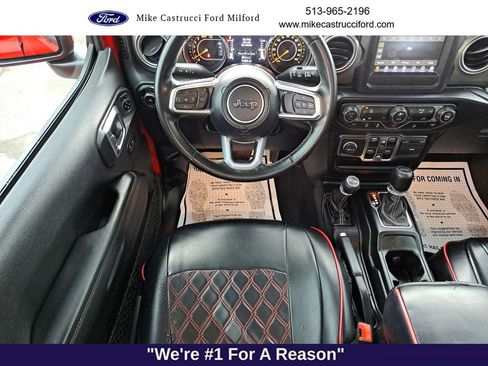 Used 2020 Jeep Wrangler Unlimited Sahara image 11