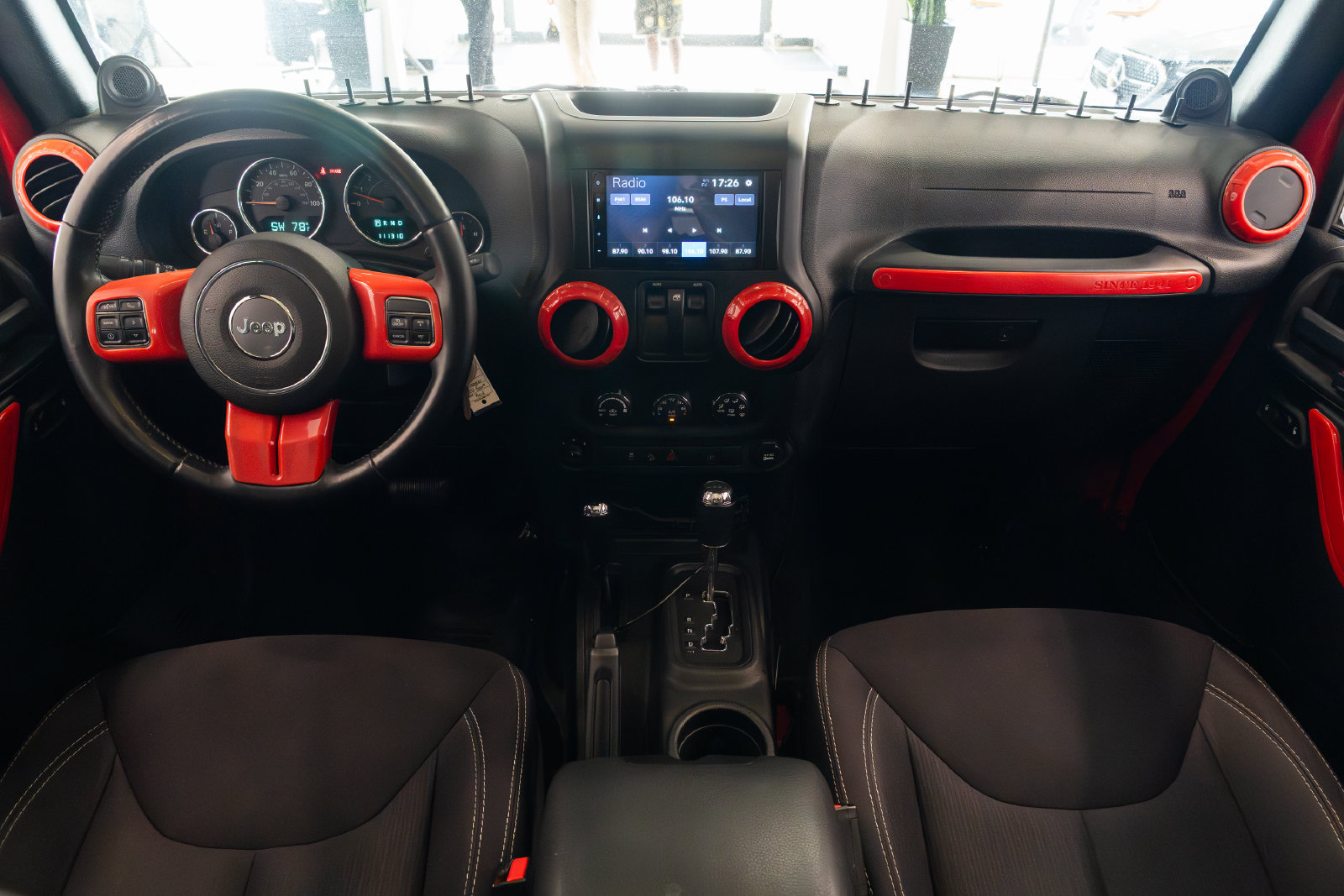 Used 2014 Jeep Wrangler Sahara w/ Dual Top Group AWD/4WD image 8