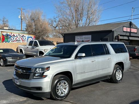 Used 2020 Chevrolet Suburban LT image 8