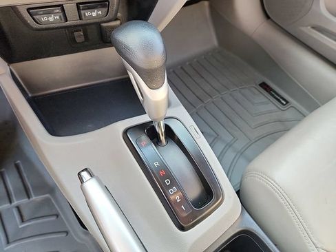 Used 2012 Honda Civic EX-L image 18
