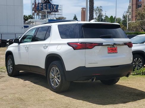 Used 2023 Chevrolet Traverse LT FWD image 5