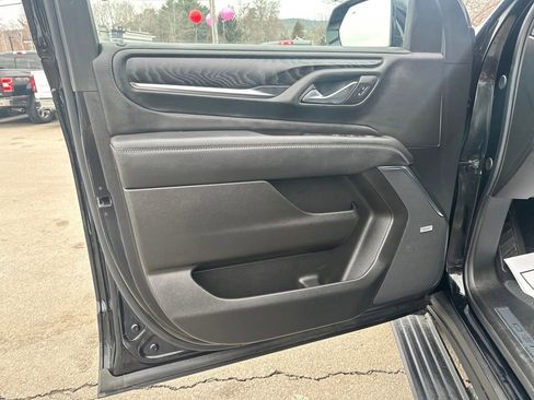 Used 2024 GMC Yukon Denali image 11