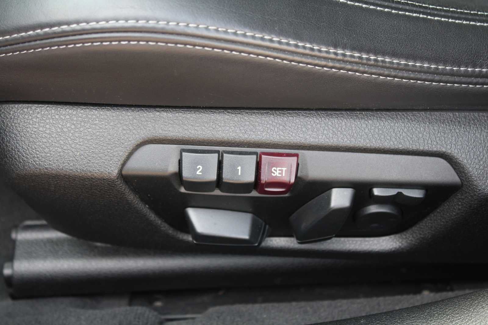 Used 2015 BMW M3 RWD image 27