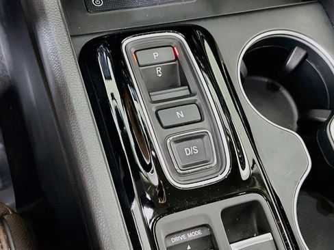 Used 2023 Honda Pilot Elite image 17