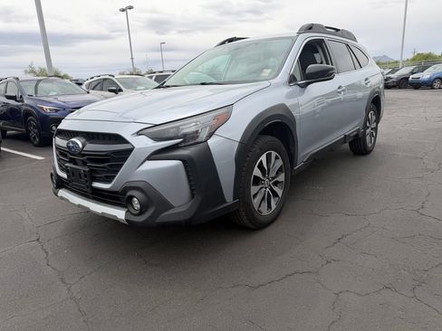 Used 2024 Subaru Outback Limited AWD/4WD image 3