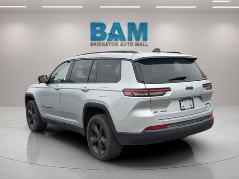 Used 2023 Jeep Grand Cherokee L Limited w/ Black Appearance Package image 7