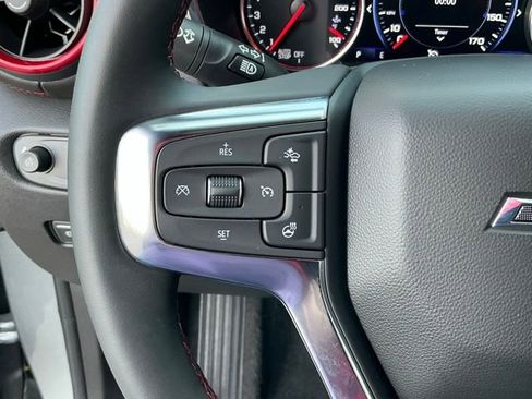 Used 2025 Chevrolet Blazer RS image 24