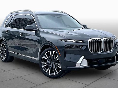 Used 2026 BMW X7 xDrive40i AWD/4WD image 2