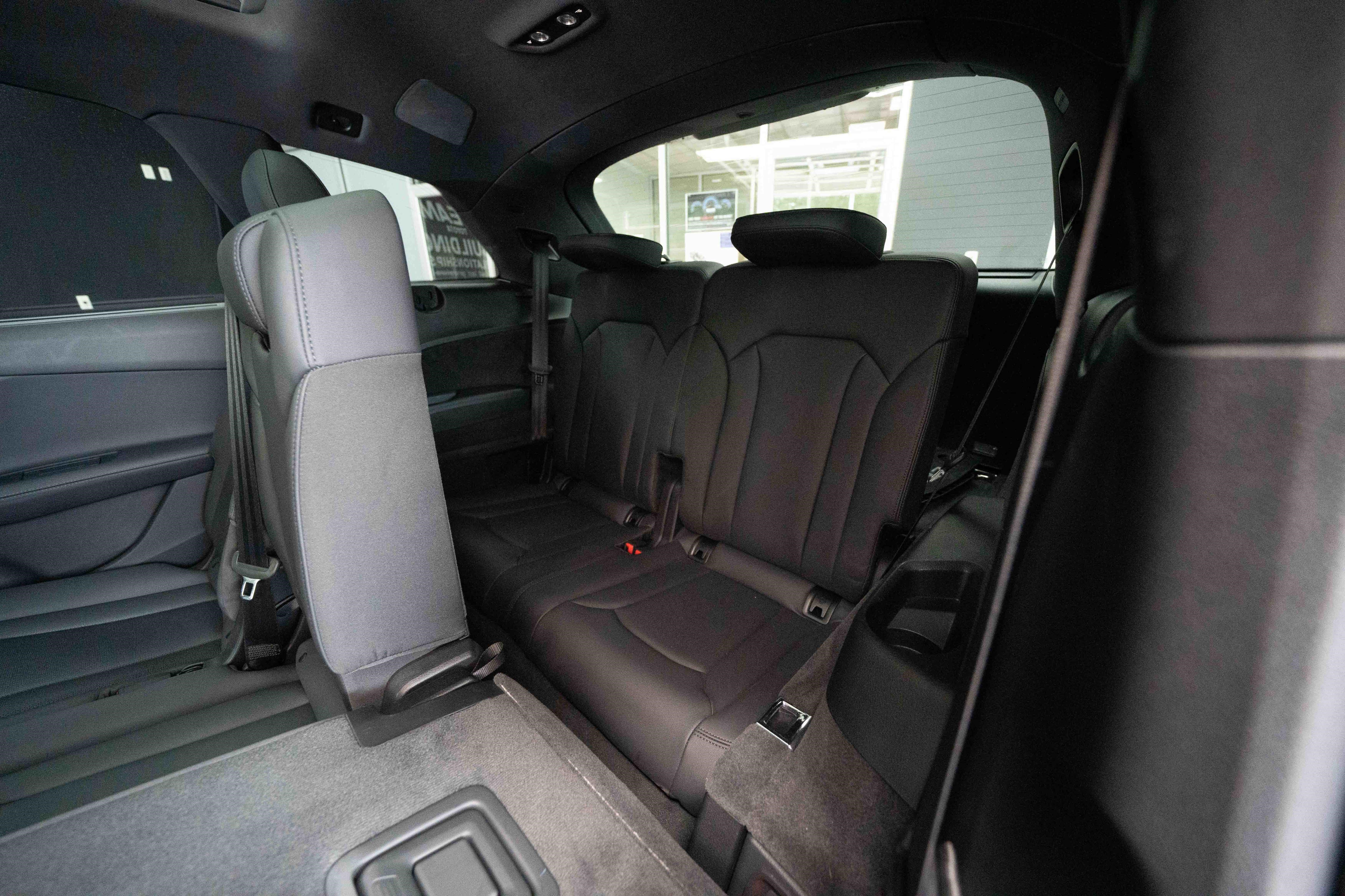 Used 2023 Audi Q7 3.0T Premium Plus w/ Premium Plus Package AWD/4WD image 24