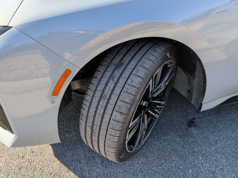 Certified 2023 BMW 740i 740i w/ Executive Package image 13