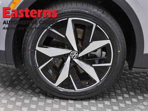 Used 2023 Volkswagen ID.4 Pro S AWD/4WD image 29