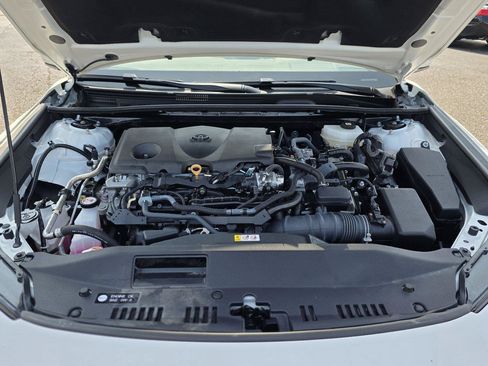 Used 2025 Toyota Camry SE w/ Convenience Package FWD image 35