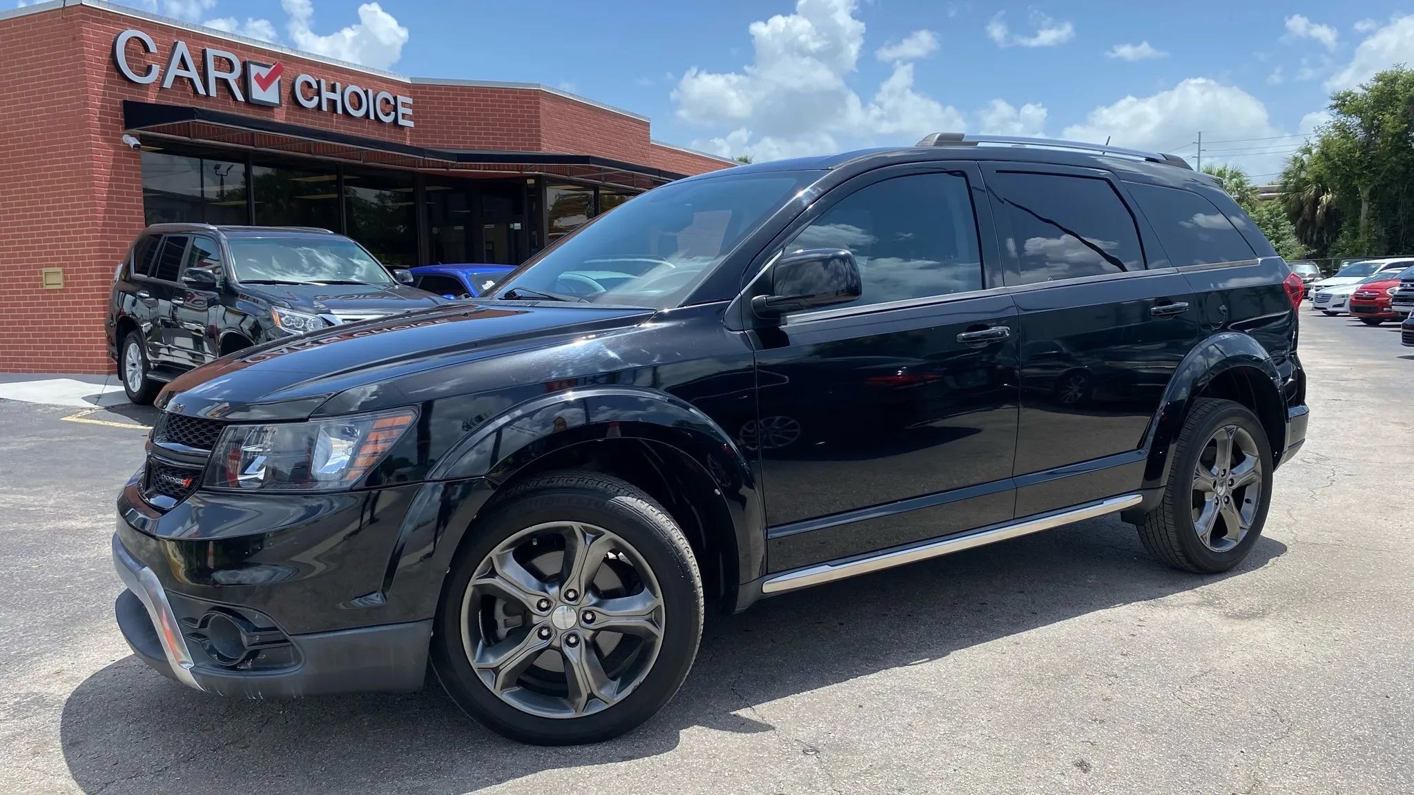 Used 2014 Dodge Journey Crossroad w/ Flexible Seating Group FWD image 1