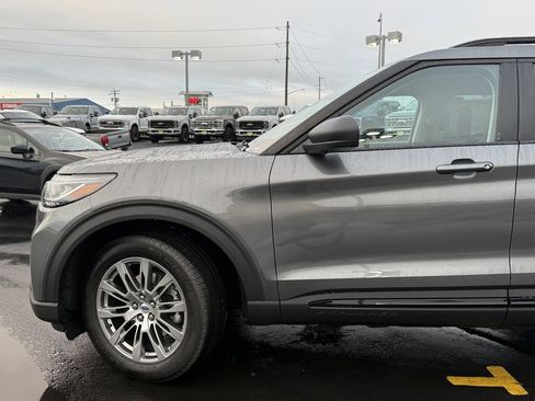 New 2026 Ford Explorer Active w/ Active Comfort Package image 14