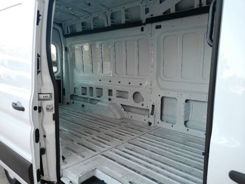 Used 2020 Ford Transit 250 148 High Roof Extended RWD image 18
