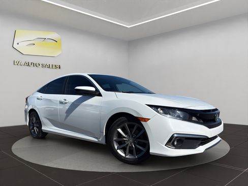 Used 2020 Honda Civic EX image 1