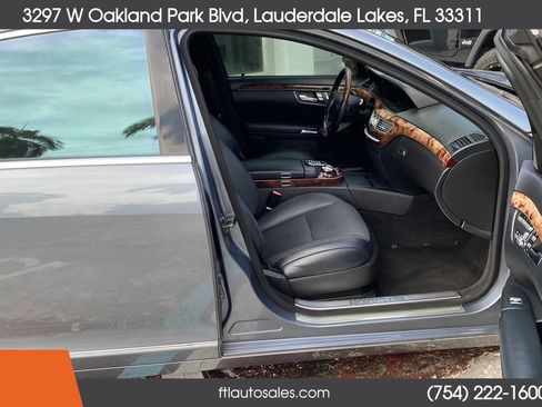 Used 2007 Mercedes-Benz S 550 image 12