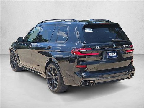 Used 2024 BMW X7 M60i AWD/4WD image 8