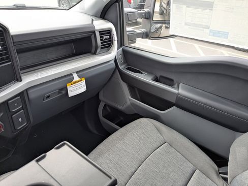 New 2026 Ford F250 XL AWD/4WD image 16