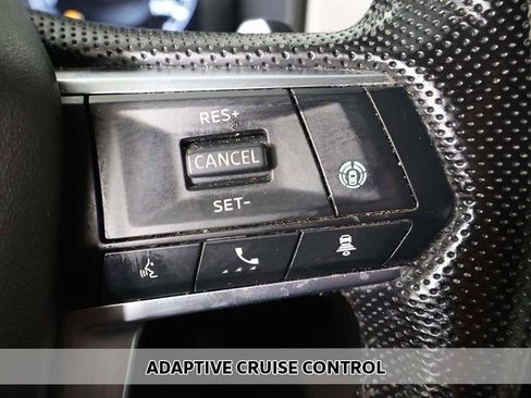 Used 2022 Mitsubishi Outlander SEL image 4