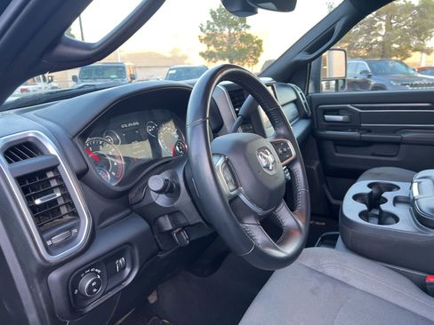 Used 2024 RAM 2500 Big Horn image 30