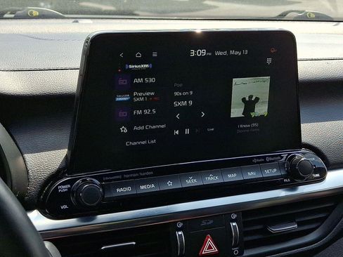 Used 2020 Kia Forte EX w/ EX Special Edition FWD image 17