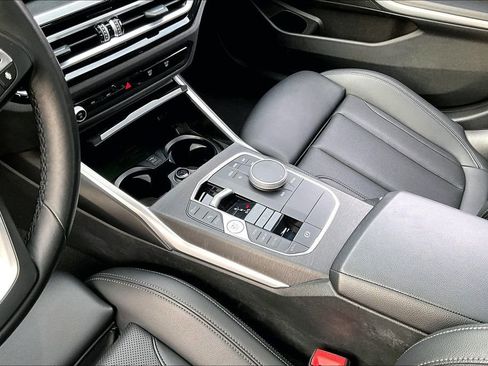 Used 2023 BMW 330i xDrive 330i xDrive w/ Driving Assistance Package image 13