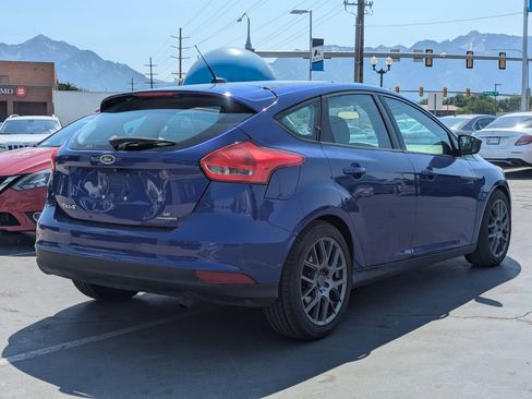 Used 2015 Ford Focus SE w/ Equipment Group 201A image 4