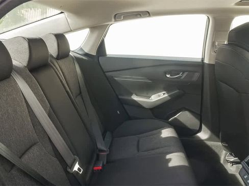 Certified 2025 Honda Accord SE image 17