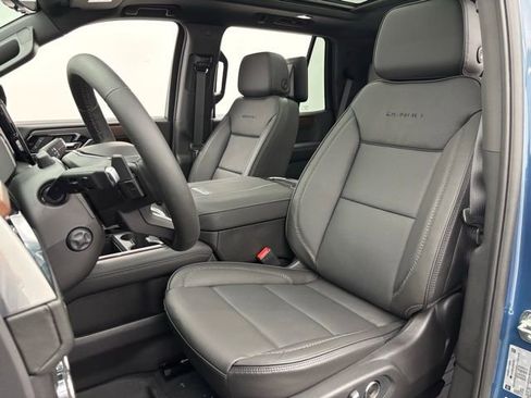 New 2026 GMC Yukon Denali w/ Denali Reserve Package image 22