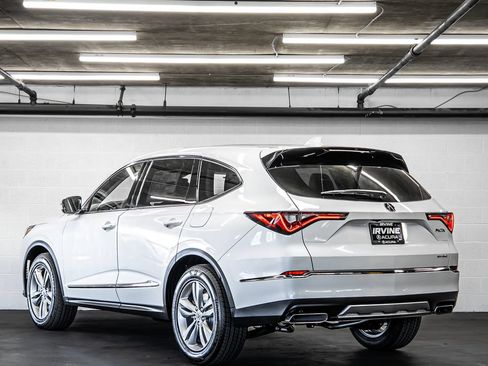 New 2026 Acura MDX SH-AWD image 3