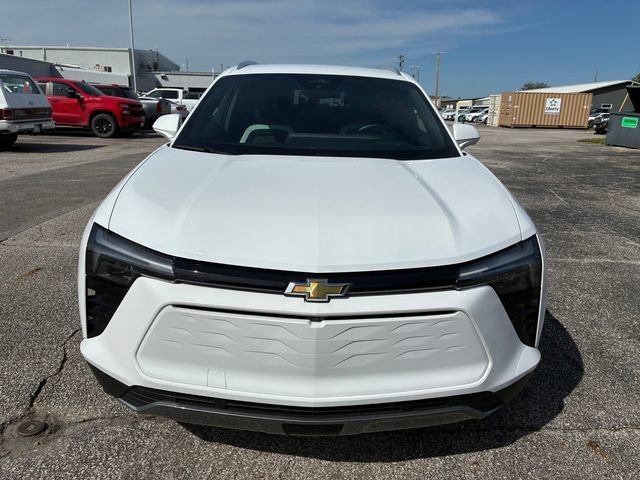 Used 2024 Chevrolet Blazer EV LT AWD/4WD image 11