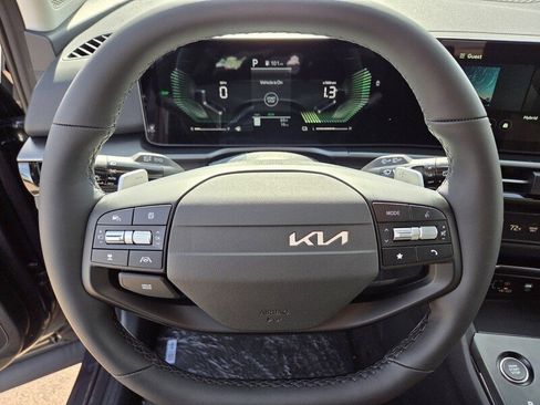 New 2026 Kia Sportage LX FWD image 10