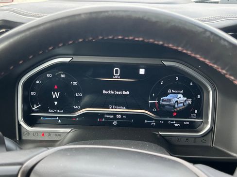 Used 2022 GMC Sierra 1500 AT4X image 31