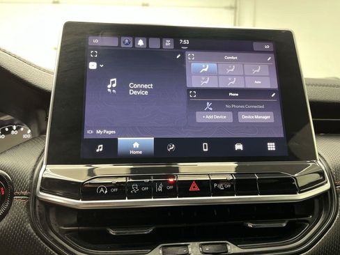 Used 2023 Jeep Compass Trailhawk AWD/4WD image 17