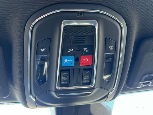 Used 2025 Jeep Grand Cherokee L Laredo w/ Trailer Tow Package AWD/4WD image 34