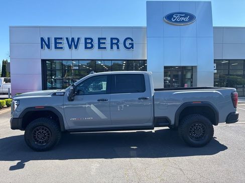 Used 2025 GMC Sierra 2500 AT4X w/ AT4X AEV Edition AWD/4WD image 4
