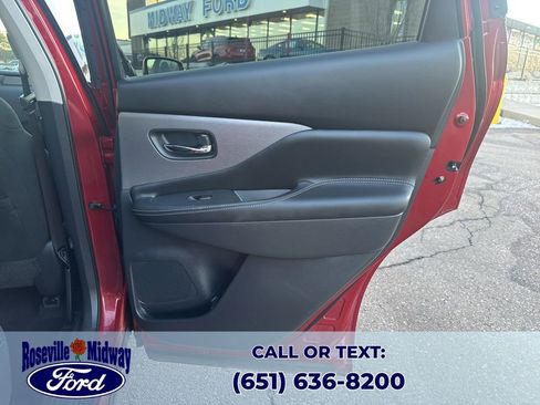 Used 2019 Nissan Murano S image 35