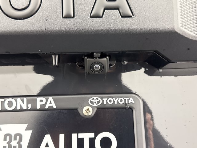 Certified 2026 Toyota 4Runner TRD Off-Road Premium AWD/4WD image 19