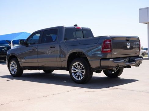 Used 2023 RAM 1500 Laramie AWD/4WD image 6