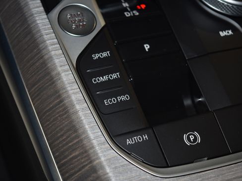 New 2026 BMW 330i xDrive Sedan w/ Premium Package image 13