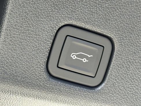 New 2026 Chevrolet Traverse RS image 39