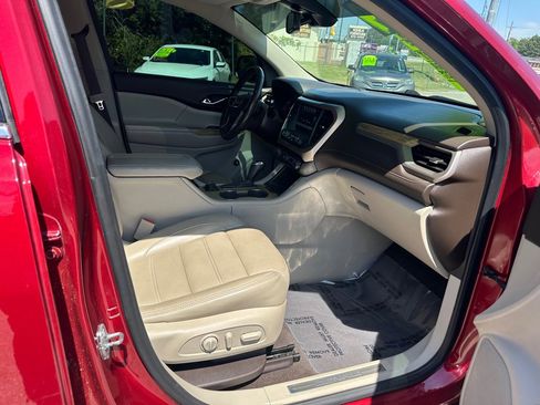 Used 2019 GMC Acadia Denali AWD/4WD image 24