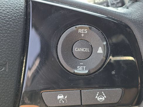 Used 2024 Honda Odyssey Touring image 9