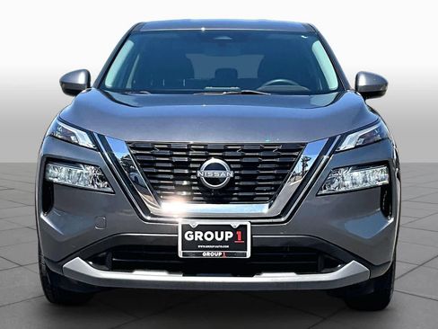 Used 2023 Nissan Rogue SV FWD image 4