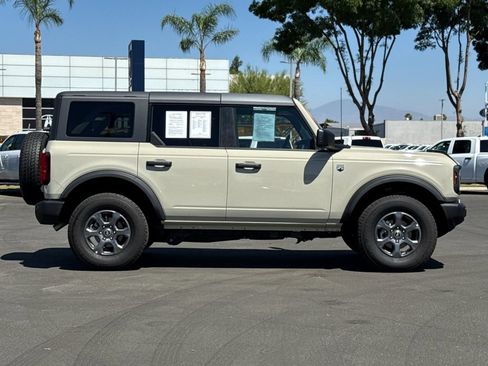 Used 2025 Ford Bronco Big Bend AWD/4WD image 2